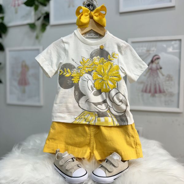 Conjunto Infantil Animê Blusa Off White Minnie Bordado Amarelo Short Sarja Liso Amarelo