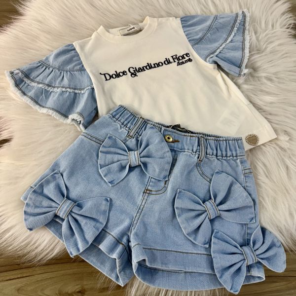 Conjunto Infantil Animê Off White Manga Jeans Shorts Jeans Multilaços Bolsos