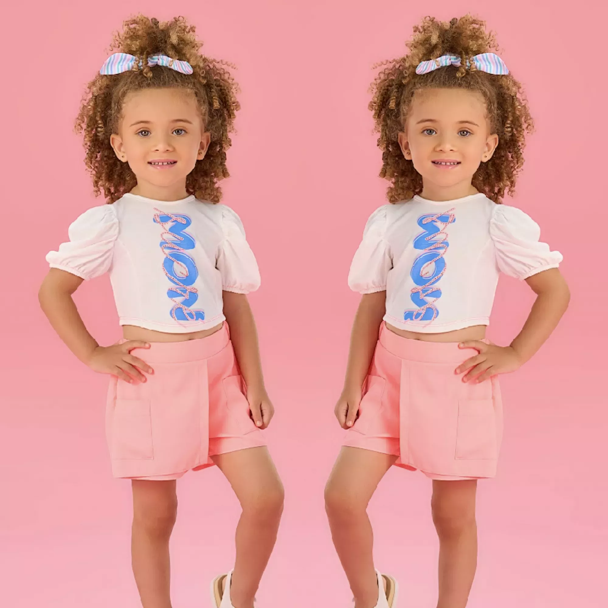 Conjunto Infantil Feminino Mon Sucré Blusa Off-White Manga Bufante e Shorts Rosa Neon Bolso