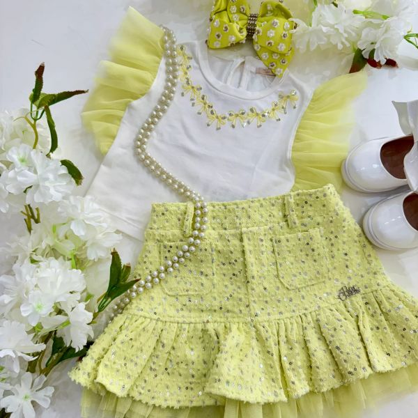 Conjunto Infantil Feminino Petit Cherie Amarelo Bordado Laços Tule Paetês Shorts Saia Sarja