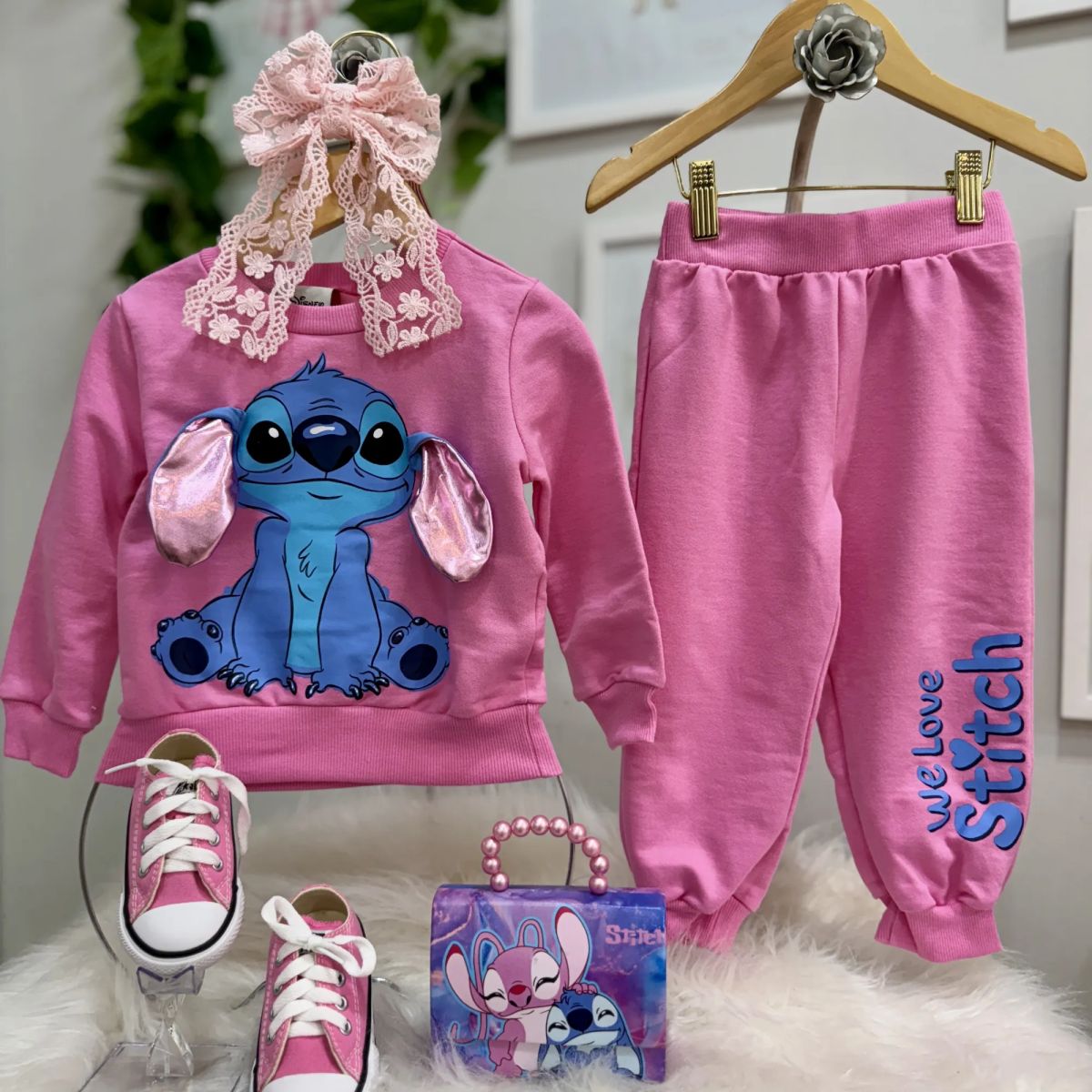 Conjunto Infantil Moletom Manga Longa Disney Stitch Rosa Detalhe Orelha Momi