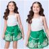 Conjunto Infantil Momi Regata Canelada Off White Shorts Verde Sianinha Estampa Floral