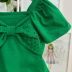 Conjunto Infantil Momi Verde Ombros Flutuantes Lisa Laço Strass Shorts Liso Verde