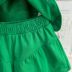 Conjunto Infantil Momi Verde Ombros Flutuantes Lisa Laço Strass Shorts Liso Verde