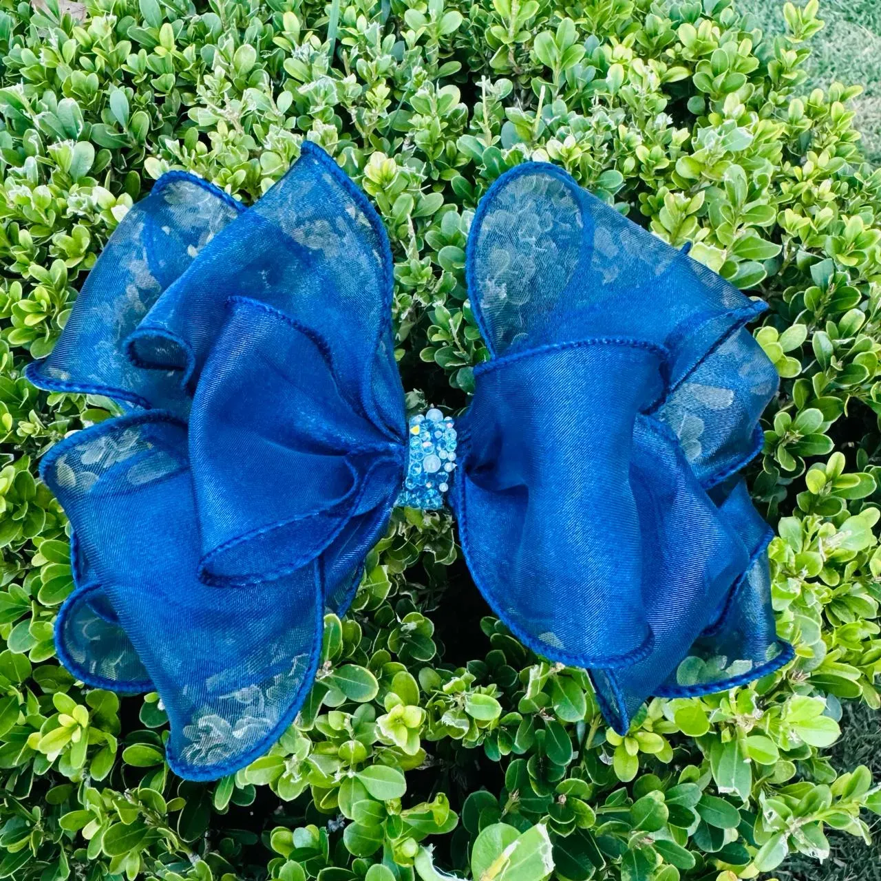 Laço Infantil Euro Baby Kids Azul Cobalto Organza Mini Pérolas e Pedrarias