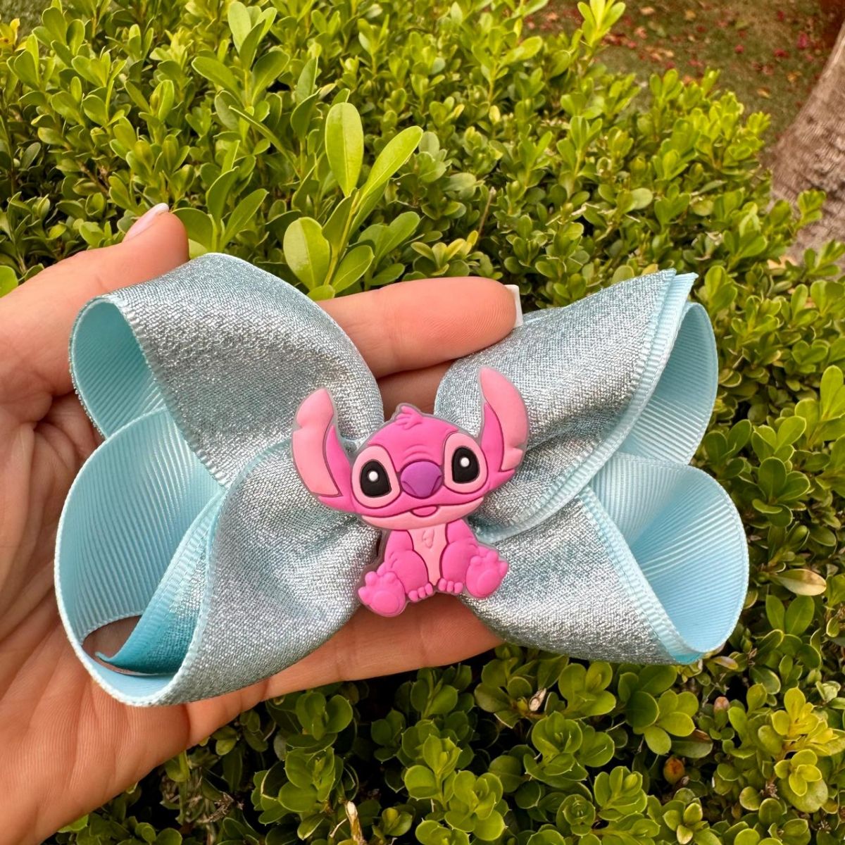 Laço Infantil Euro Baby Kids Bico De Pato Gorgurão Azul Claro Brilho Stitch Emborrachado Rosa lilás