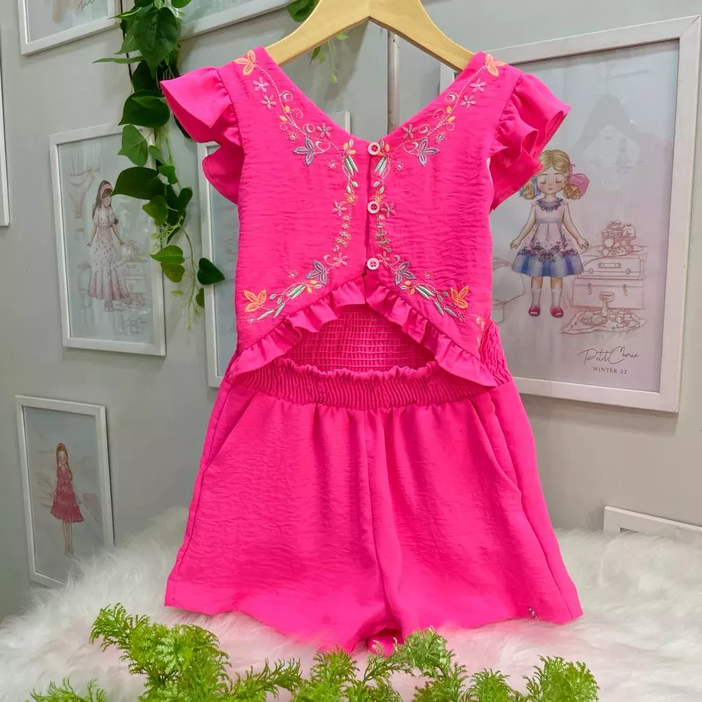 Macaquinho Infantil Feminino Petit Cherie Rosa Neon com Elastano e Bordado de Flores