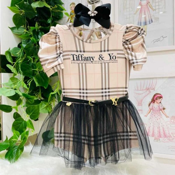 Saia burberry outlet infantil