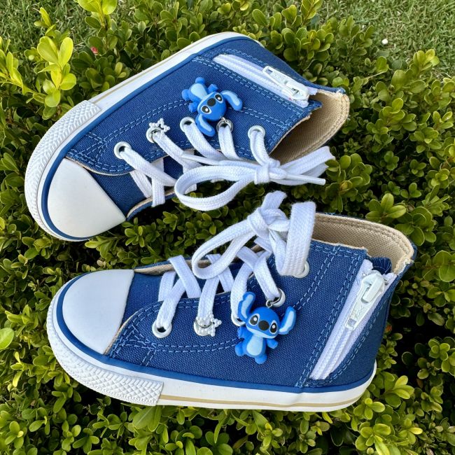 Tênis Infantil All-Star Azul Jeans Pingente Stitch e Estrela