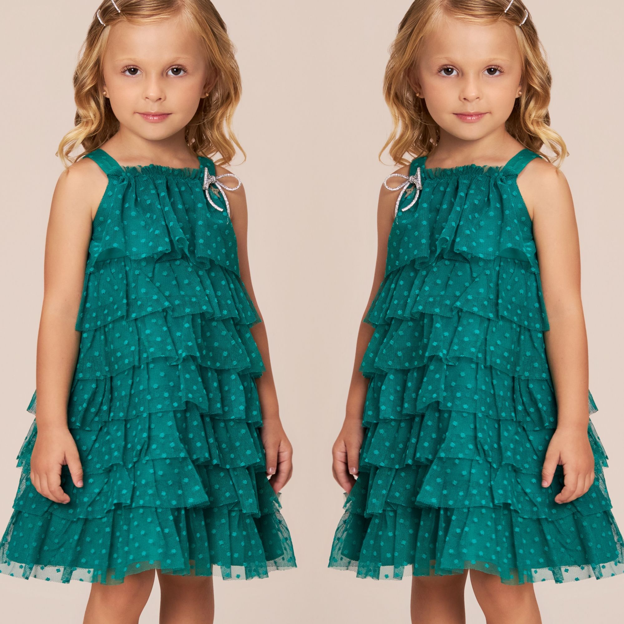 Vestido Infantil Bambollina Verde Kentucky Sobrep.Tule Poá Camadas Laço Lateral Strass Estrela