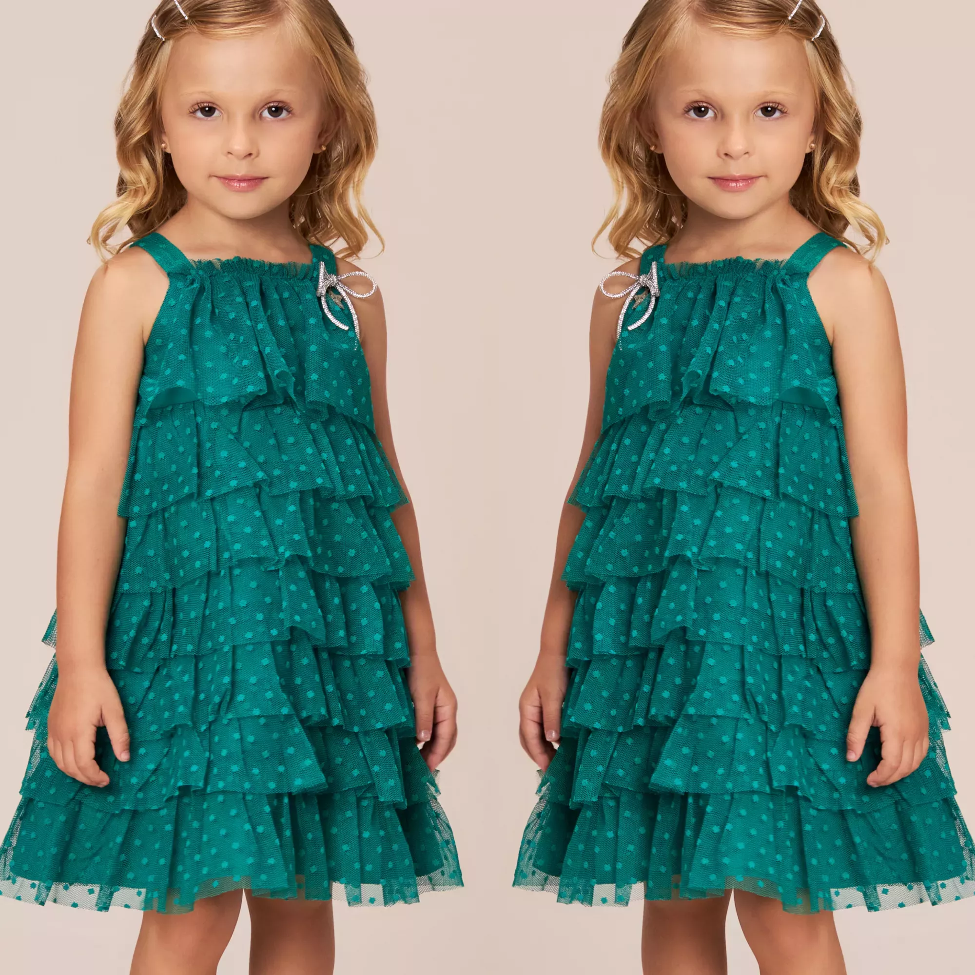 Vestido Infantil Bambollina Verde Kentucky Sobrep.Tule Poá Camadas Laço Lateral Strass Estrela