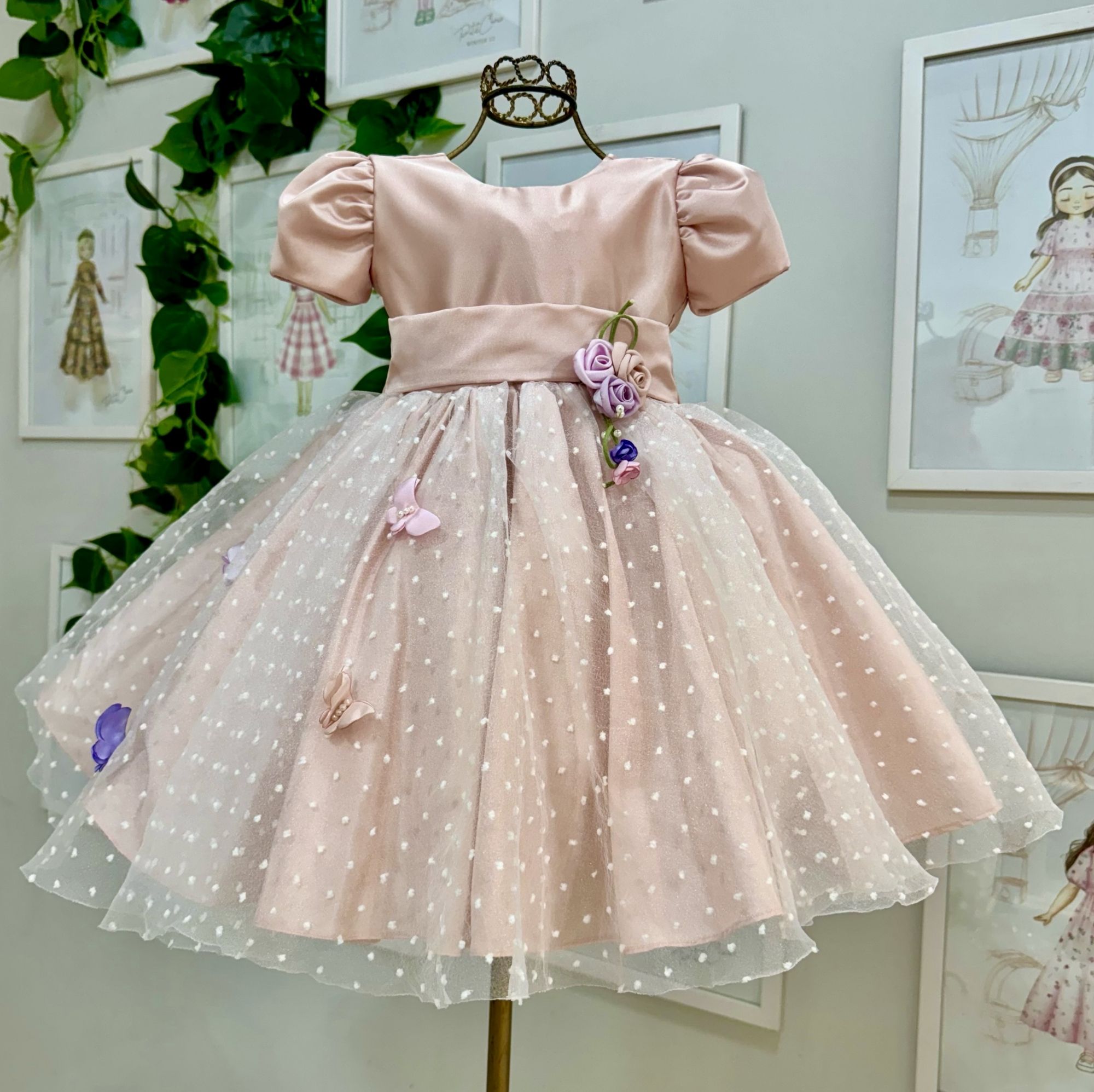 Vestido Infantil De Luxo Kopela Rosê Sobrep. Tule Poá Aplicação Borboletas Laço