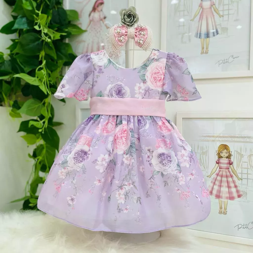 Vestido Infantil de Festa Filha Baby Lilás Floral Manga Curta Princesa e Faixa Rosa Petit Cherie