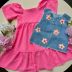 Vestido Infantil Kukiê Rosa Chiclete Colete Jeans com Flores Neon e Pompom