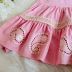 Vestido Infantil Luluzinha Rosa Claro de Linho com Renda Entremeios e Bordado Richelieu