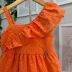 Vestido Infantil Momi Laranja Neon de Laise com Babados