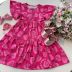 Vestido Infantil Momi Pink Neon Morangos com Recortes e Manga Flutuante